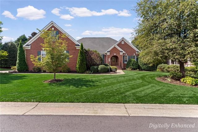 3004 Deercroft Lane, Clemmons, NC 27012