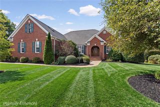 3004 Deercroft Lane, Clemmons, NC 27012