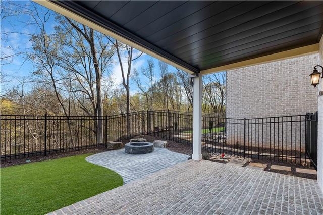 5551 Broad River View, Peachtree Corners, GA 30092