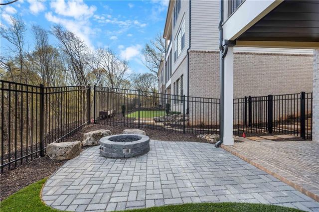 5551 Broad River View, Peachtree Corners, GA 30092