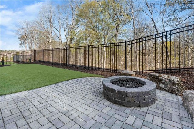 5551 Broad River View, Peachtree Corners, GA 30092