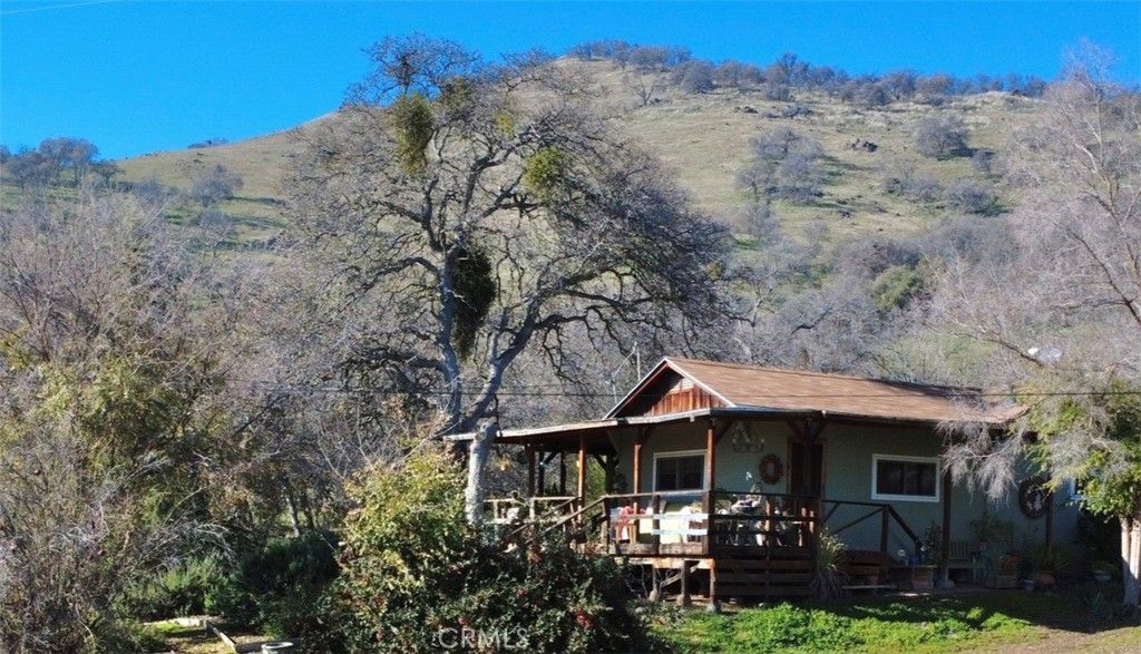 Image 1 of property listing at 30284 Bear Mountain, Squaw Valley, CA 93675