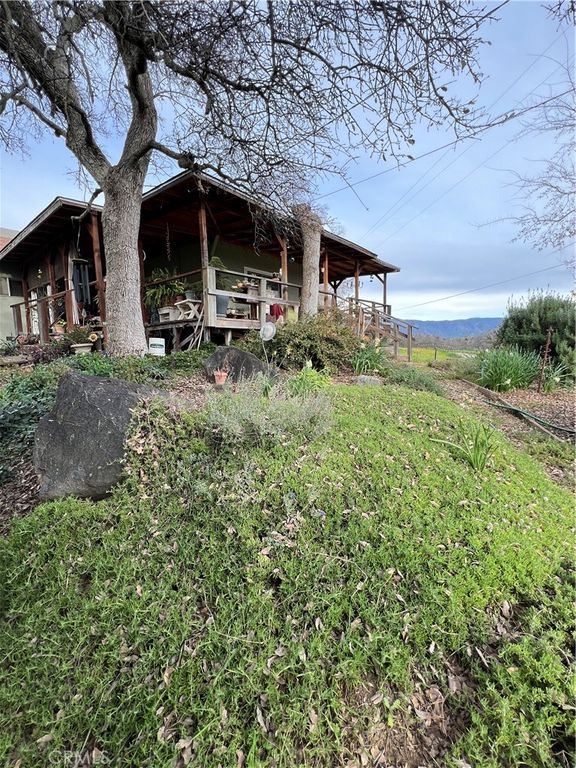 Image 25 of property listing at 30284 Bear Mountain, Squaw Valley, CA 93675