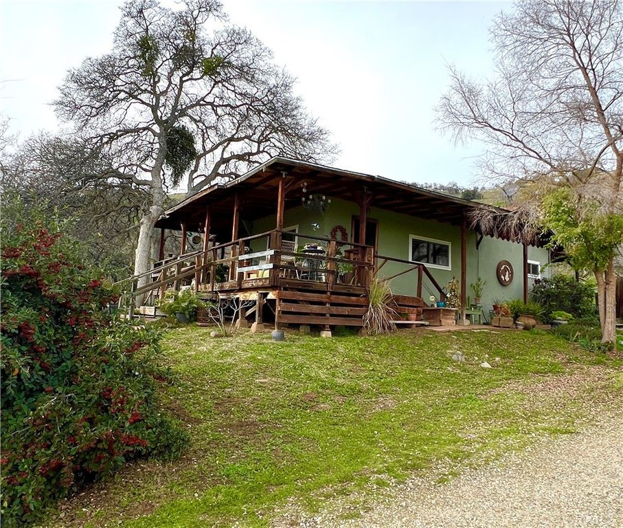 Image 4 of property listing at 30284 Bear Mountain, Squaw Valley, CA 93675