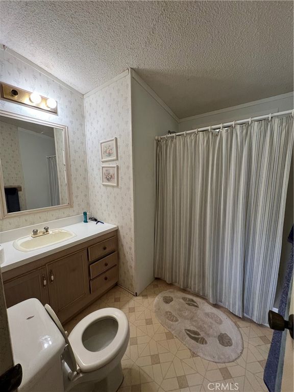 Image 40 of property listing at 30284 Bear Mountain, Squaw Valley, CA 93675
