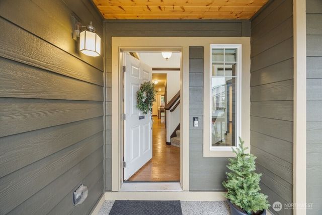 424 Barry Loop, Mount Vernon, WA 98274