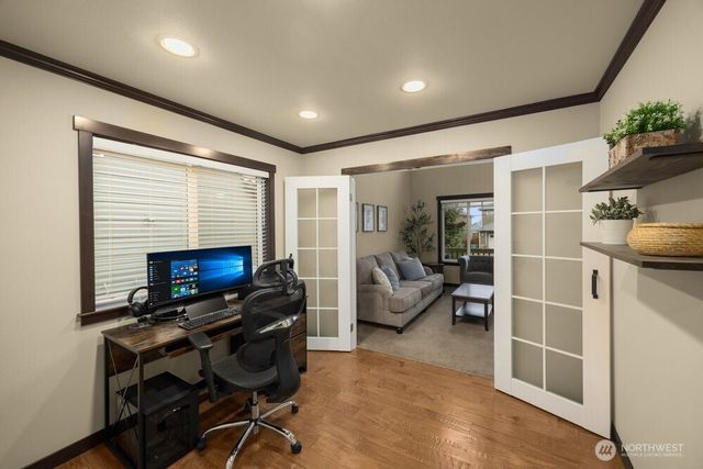 424 Barry Loop, Mount Vernon, WA 98274