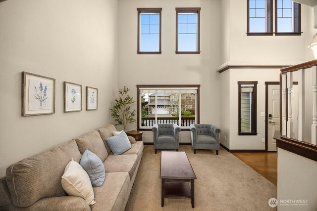 424 Barry Loop, Mount Vernon, WA 98274