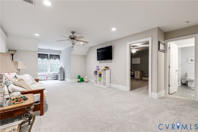 12706 Dell Hill Ct, Chester, VA 23831