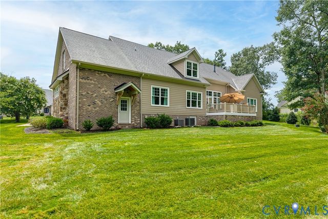 12706 Dell Hill Ct, Chester, VA 23831
