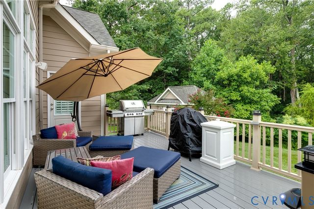 12706 Dell Hill Ct, Chester, VA 23831