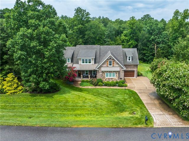 12706 Dell Hill Ct, Chester, VA 23831