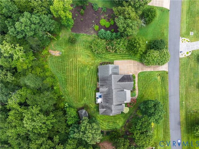 12706 Dell Hill Ct, Chester, VA 23831