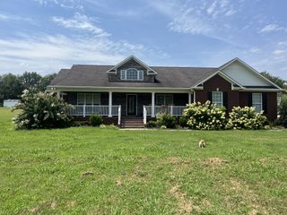 6774 Polk Ln, Columbia, TN 38401