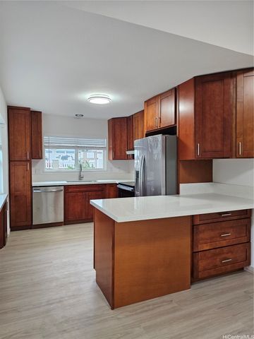 92-111 Oloa Place, Kapolei, HI 96707