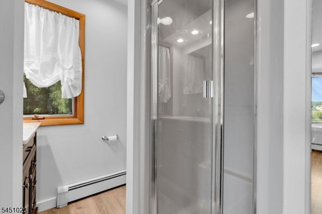 79 Castle Rock Rd, Jefferson Twp., NJ 07849