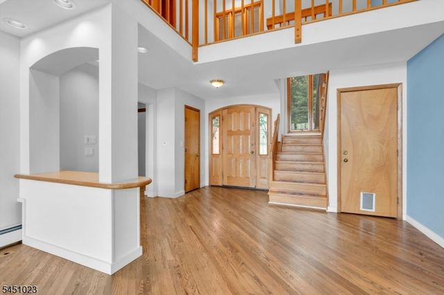 79 Castle Rock Rd, Jefferson Twp., NJ 07849