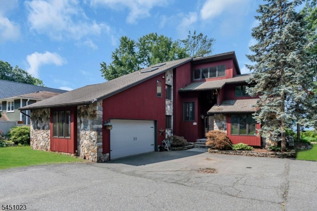 79 Castle Rock Rd, Jefferson Twp., NJ 07849 — photo 2