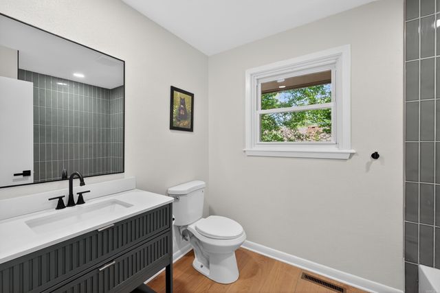 8 Cambre Circle, Hot Springs Village, AR 71909