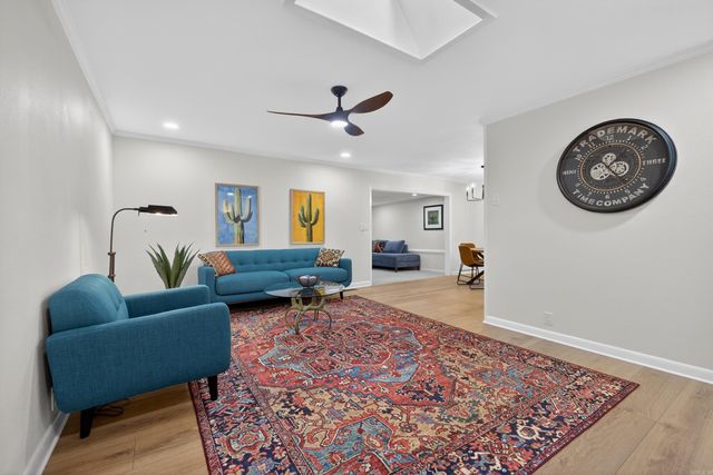 8 Cambre Circle, Hot Springs Village, AR 71909