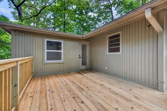 8 Cambre Circle, Hot Springs Village, AR 71909