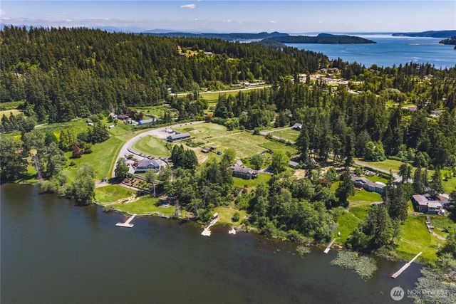 6067 S Campbell Lake Road, Anacortes, WA 98221
