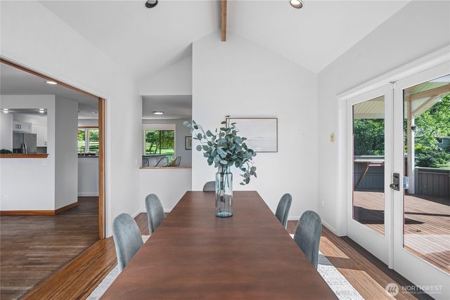 6067 S Campbell Lake Road, Anacortes, WA 98221