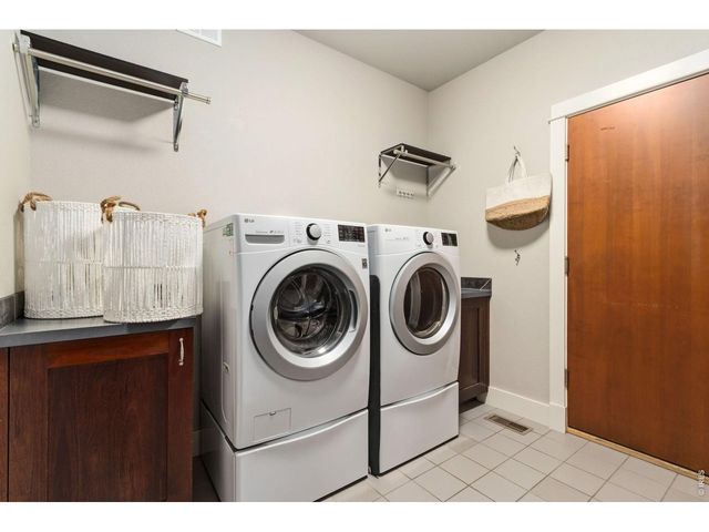 6626 Royal Country Down Dr, Windsor, CO 80550