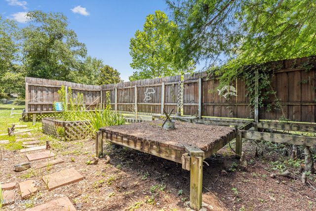 9120 Tammy Lane, Moss Point, MS 39562