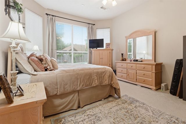 2110 Perry Drive, Mansfield, TX 76063