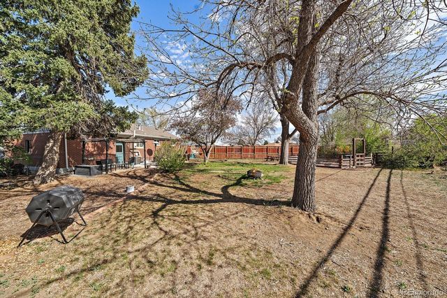 2010 E 113th Avenue, Northglenn, CO 80233