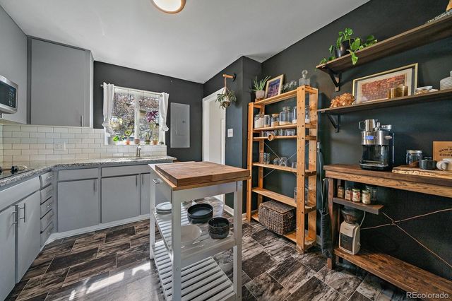 2010 E 113th Avenue, Northglenn, CO 80233