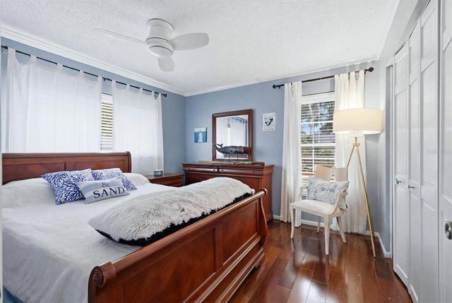 1833 OAK VIEW DRIVE, Sarasota, FL 34232