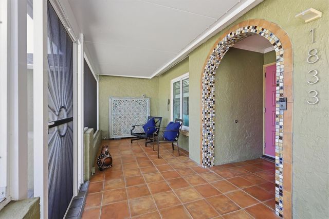 1833 OAK VIEW DRIVE, Sarasota, FL 34232