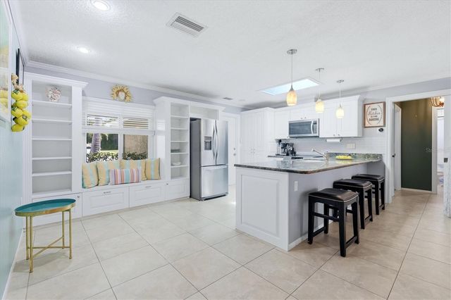 1833 OAK VIEW DRIVE, Sarasota, FL 34232