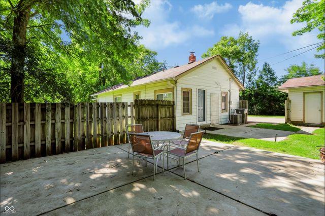 2001 N Irwin Street, Indianapolis, IN 46219