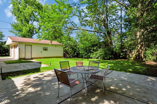 2001 N Irwin Street, Indianapolis, IN 46219