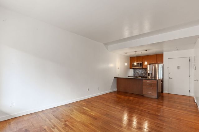 330 E 109th St Apt 5B, New York City, NY 10029