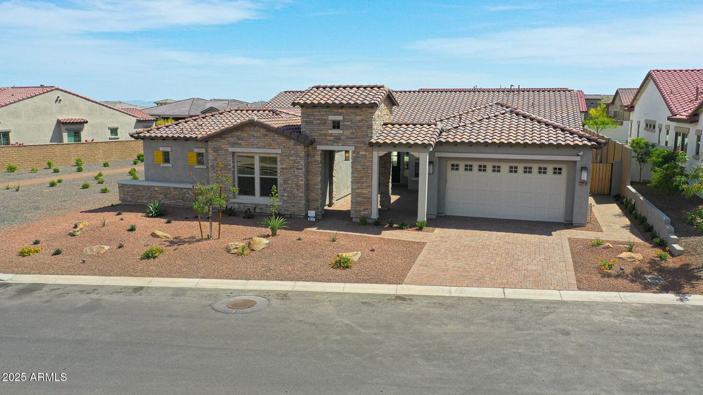 Image 4 of property listing at 20775 W RATTLER Road, Buckeye, AZ 85396