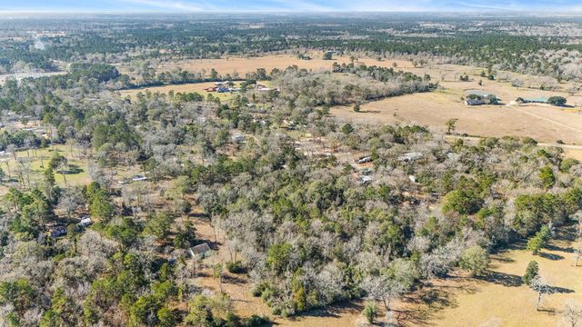 15685 Mckay Road, Willis, TX 77378