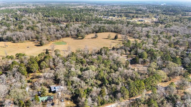 15685 Mckay Road, Willis, TX 77378