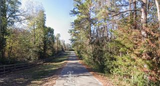 15685 Mckay Road, Willis, TX 77378