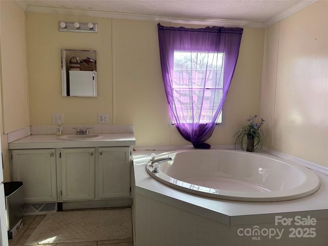 7447 US 64 Highway 2, Morganton, NC 28655