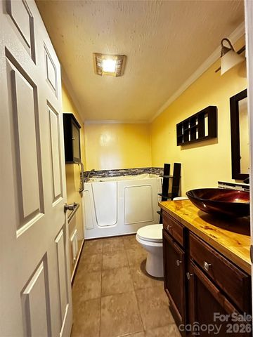 7447 US 64 Highway 2, Morganton, NC 28655