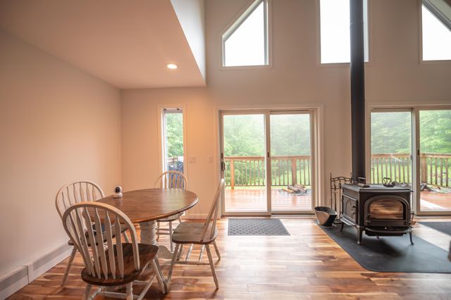 28 Lightning Ledge Way, Wilmington, VT 05363