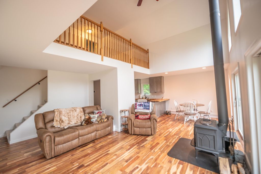 28 Lightning Ledge Way, Wilmington, VT 05363