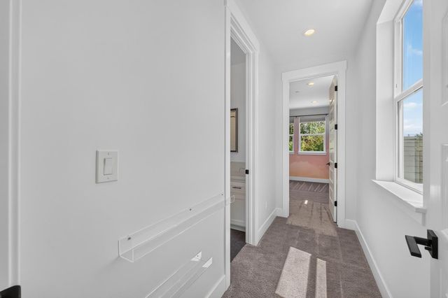 3705 Mackenzie Ln, Carmichael, CA 95608
