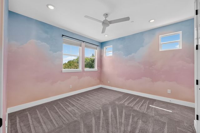 3705 Mackenzie Ln, Carmichael, CA 95608
