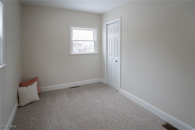 236 Adams Avenue, Cuyahoga Falls, OH 44221