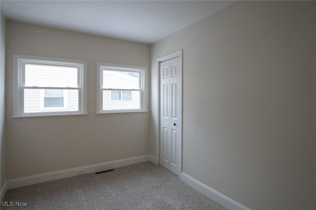 236 Adams Avenue, Cuyahoga Falls, OH 44221